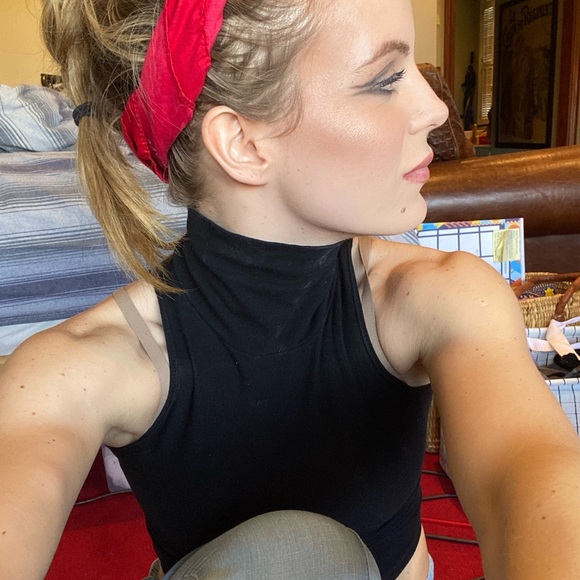 Meet your Posher, Lindsay - Picture 14 of 16